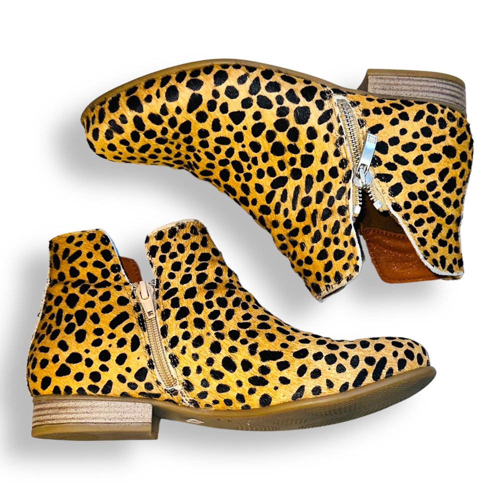 Women's Eric Michael, Lynx Ankle Boot Size 37 EU 6 US